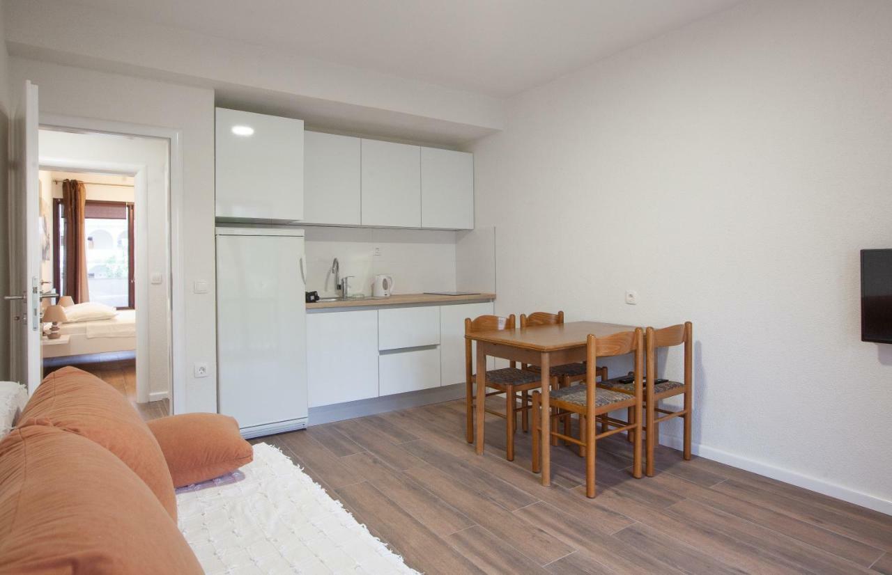 Apartmani Tina Podgora Luaran gambar