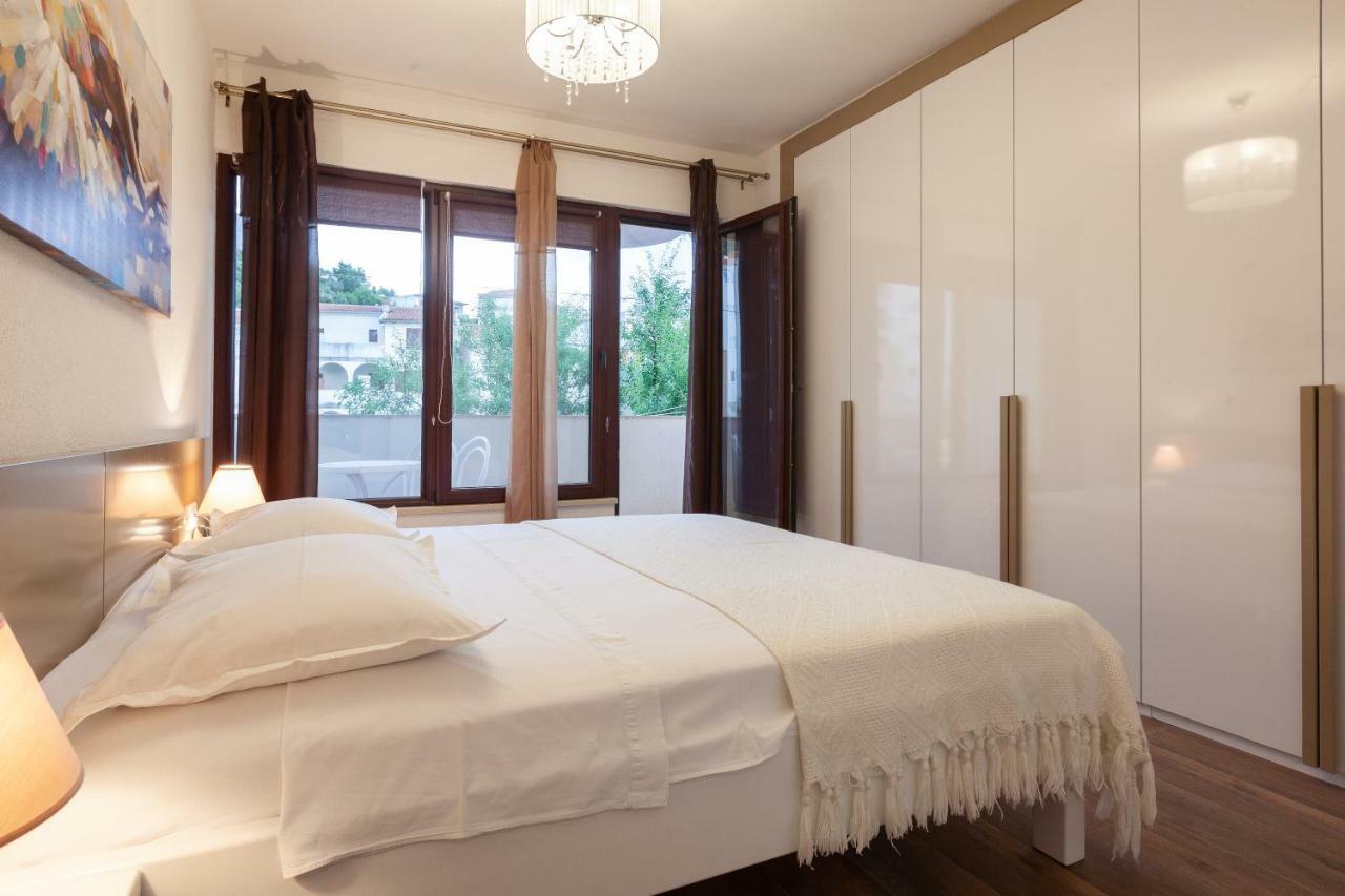 Apartmani Tina Podgora Luaran gambar