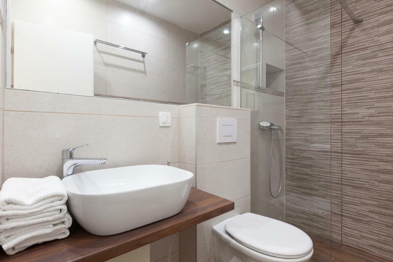 Apartmani Tina Podgora Luaran gambar