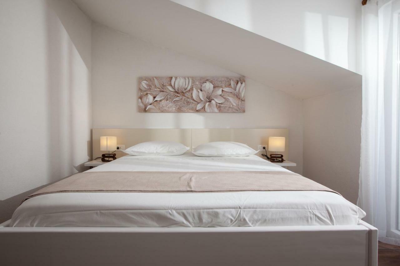 Apartmani Tina Podgora Luaran gambar