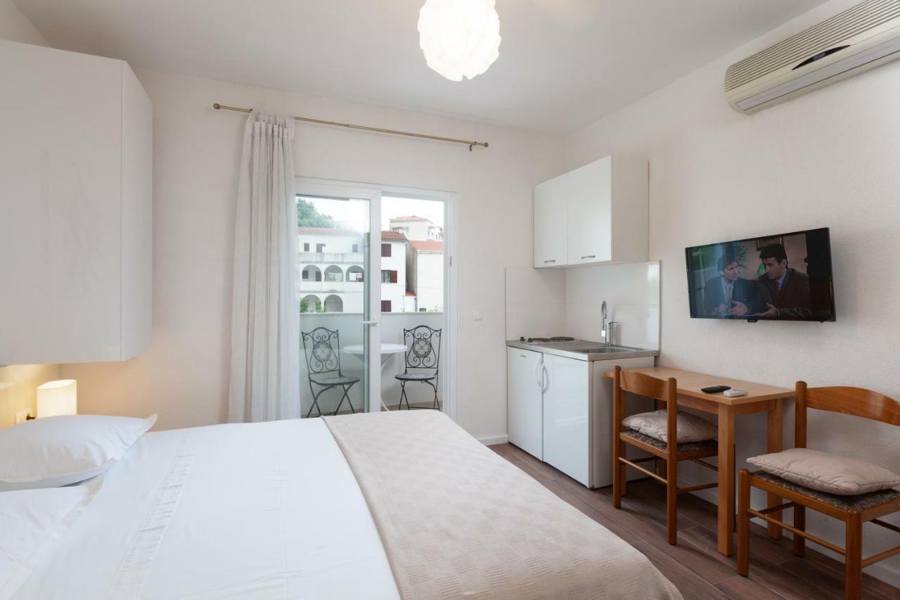 Apartmani Tina Podgora Luaran gambar