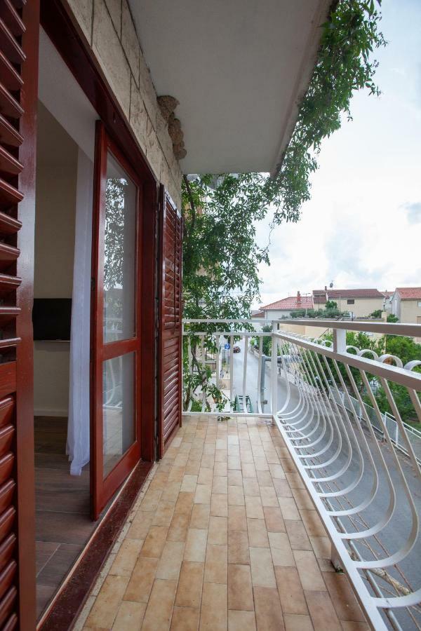 Apartmani Tina Podgora Luaran gambar